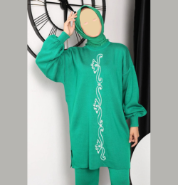 Winter C-Green Floral Printed Long Sleeves 2 PCs Co-Ord Set (Copy)