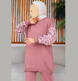 Winter Graffe Printed Long Sleeves 2 PC Co-Ord Set For Women