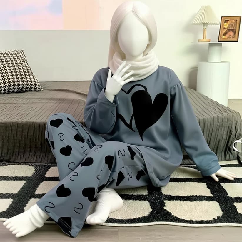 Grey Double Heart Half Sleeve Printed Night Suits