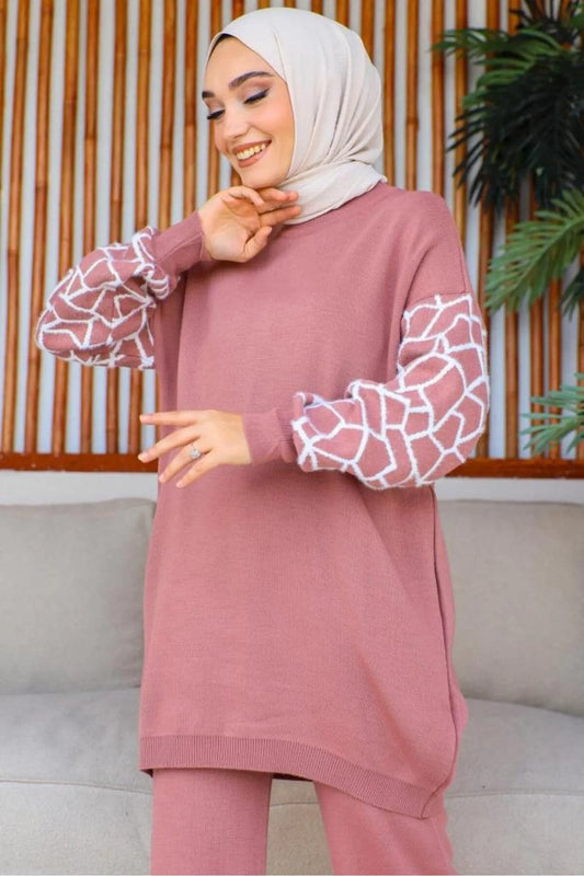 Winter Graffe Printed Long Sleeves 2 PC Co-Ord Set For Women